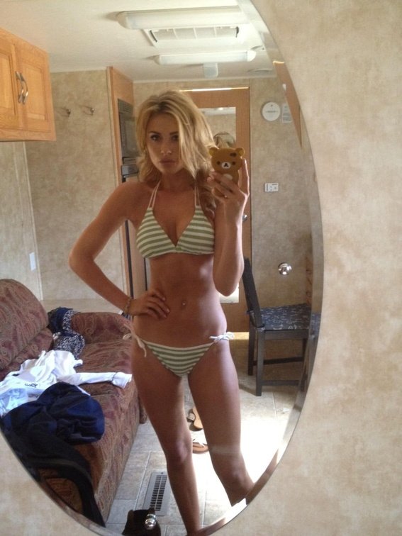 Aly-Michalka-fappening-000782