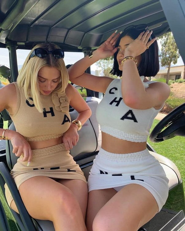 Kylie-Jenner-fappening-008701