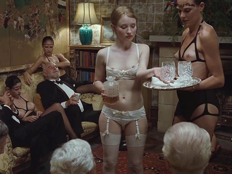 Emily-Browning-fappening-004913
